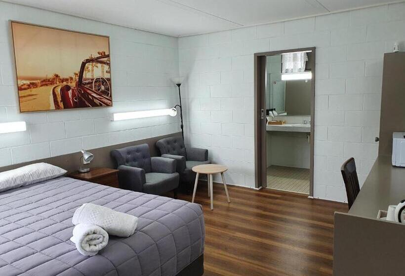 디럭스 룸, Morwell Parkside Motel