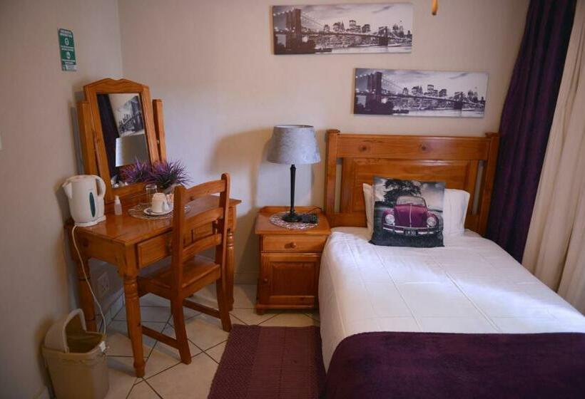 Номер Стандарт Индивидуальный, Rita S Guesthouse Cc