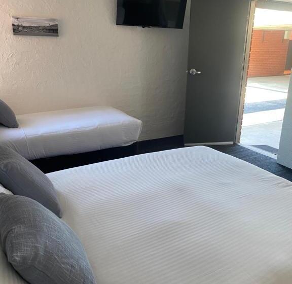 장애인을 위한 스탠다드 룸, Railway Motel Myrtleford