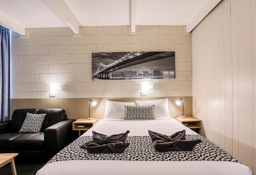 이그제큐티브 룸, Castle Creek Motel