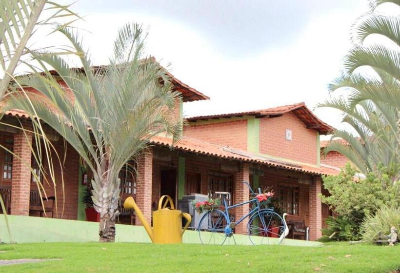 스위트, Parque Do Avestruz Eco Resort
