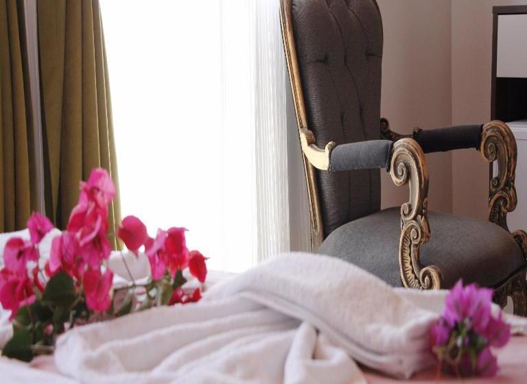 Quarto Estandar com Sacada, Limon Otel