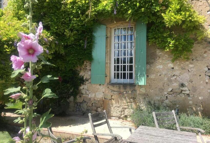 带2个卧室的套房, Chambres D'hôtes La Bastide Des Trémières