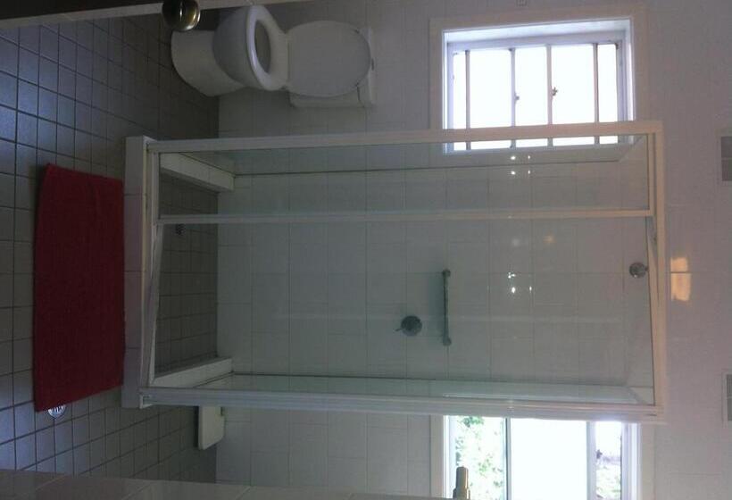 Номер Стандарт Трехместный, Guesthouse 83