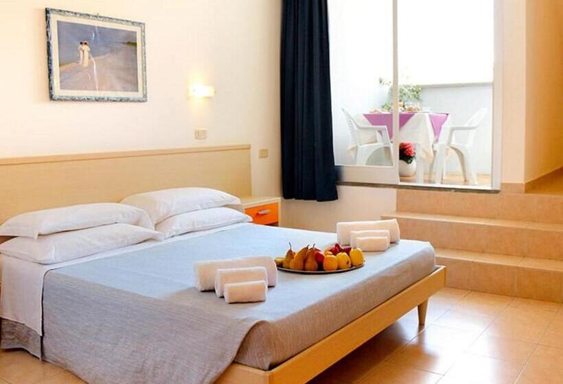 コンフォートトリプルルーム, Pfa Hotel La Darsena   Follonica