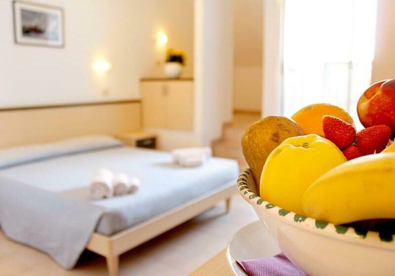 コンフォートトリプルルーム, Pfa Hotel La Darsena   Follonica