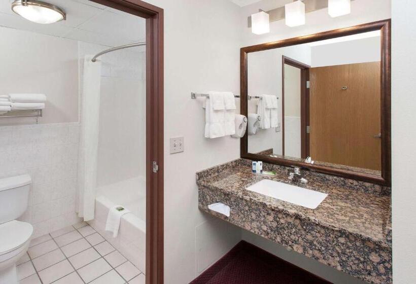 Номер Deluxe Адаптированный для Инвалидов, Americinn By Wyndham Iowa Falls