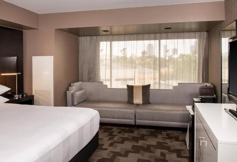 Стандартный Номер Кровать Кинг, Beverly Hills Marriott