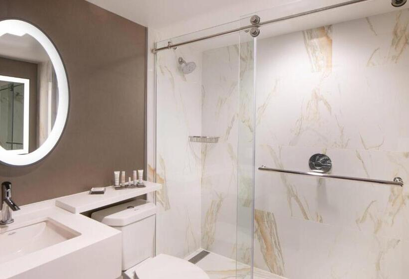 Номер Executive Кровать Кинг, Beverly Hills Marriott