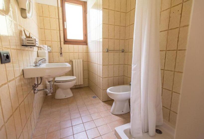 Номер Стандарт, Albergo La Genzianella