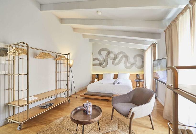 주니어 스위트, Puro Hotel Oasis Urbano