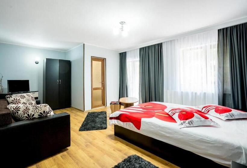 Номер Стандарт Трехместный, Vila Nico
