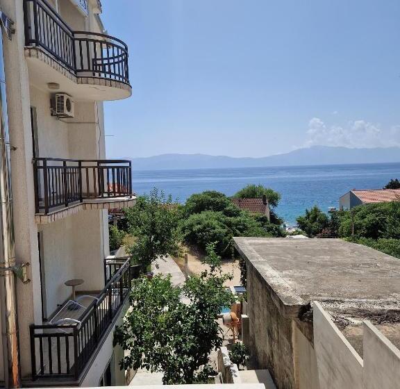 Апартаменты 1 Спальня Вид на Море, Guest House Lidus