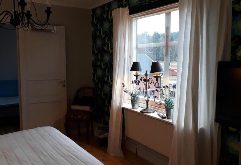 Номер Стандарт Четырехместный Совместный Санузел, älgbergets Bed & Breakfast