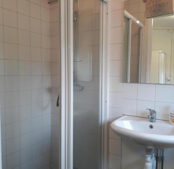 Дом 1 Спальня, älgbergets Bed & Breakfast