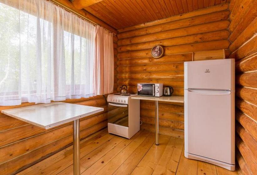 Дом 3 Спальни, Shepilska Relax Complex