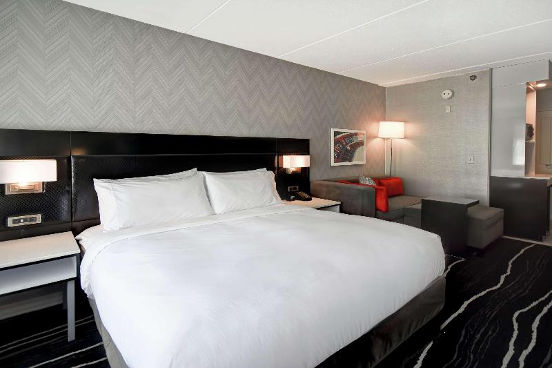 Стандартный Номер Кровать Кинг, Doubletree By Hilton Deadwood At Cadillac Jack's