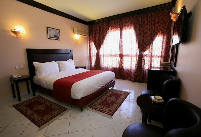 اتاق استاندارد یک نفره, Imperial Holiday