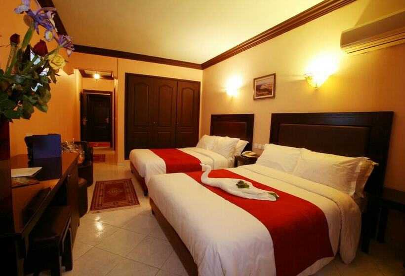 اتاق استاندارد چهار تخته, Imperial Holiday