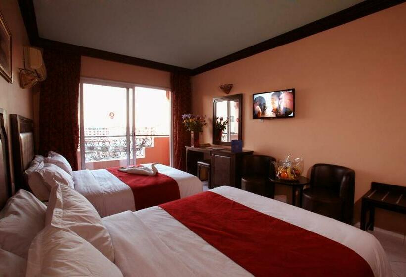 اتاق استاندارد سه نفره, Imperial Holiday