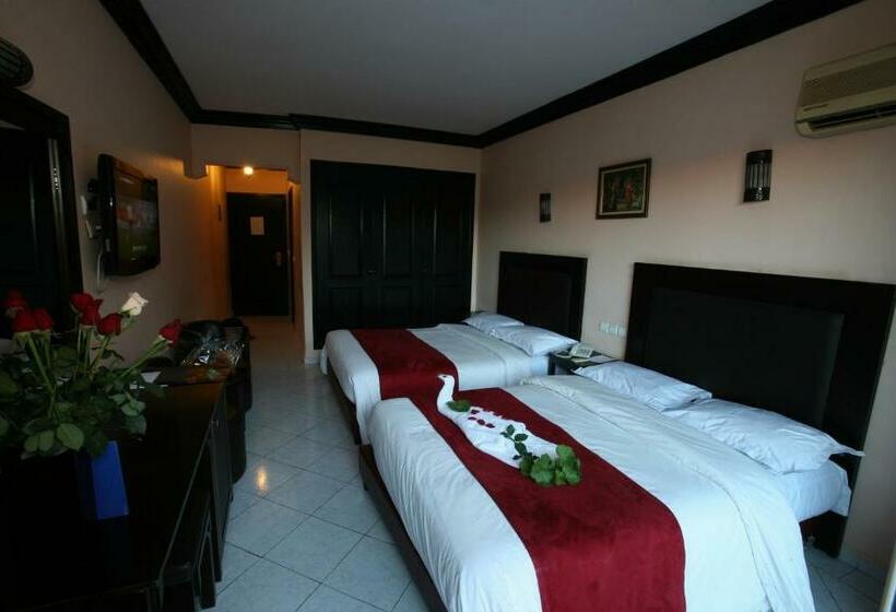اتاق استاندارد چهار تخته, Imperial Holiday