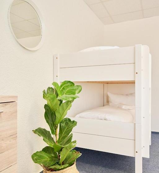 Семейный Номер Совместный Санузел, Landhotel Sonnenhof
