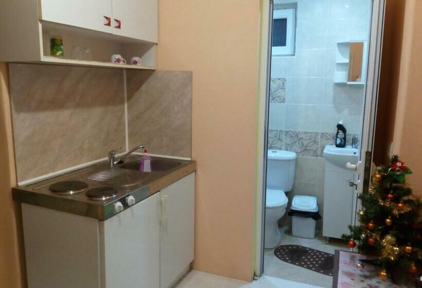 Номер Стандарт, Guest House Emiliya