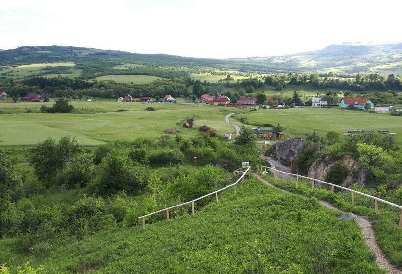 اتاق استاندارد چهار تخته, Lörincz Vendégház