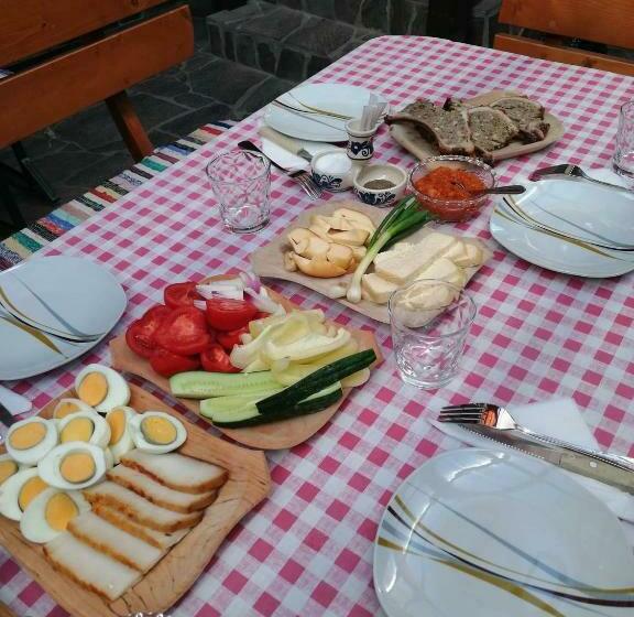 اتاق استاندارد چهار تخته, Lörincz Vendégház
