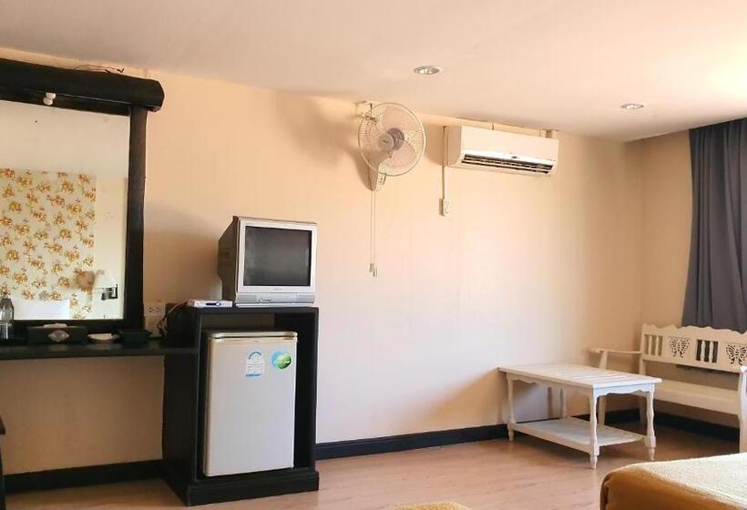 Трехместный Номер Стандарт с Видом, Phornpailin Riverside Resort