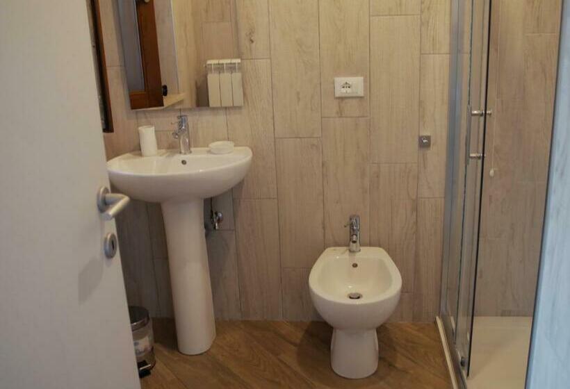 Номер Стандарт Трехместный, B&b Leofreni Natura