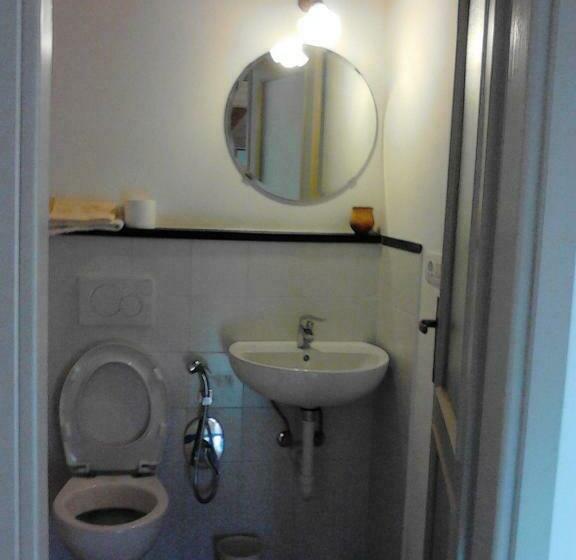 Номер Basic, B&b Nelly G