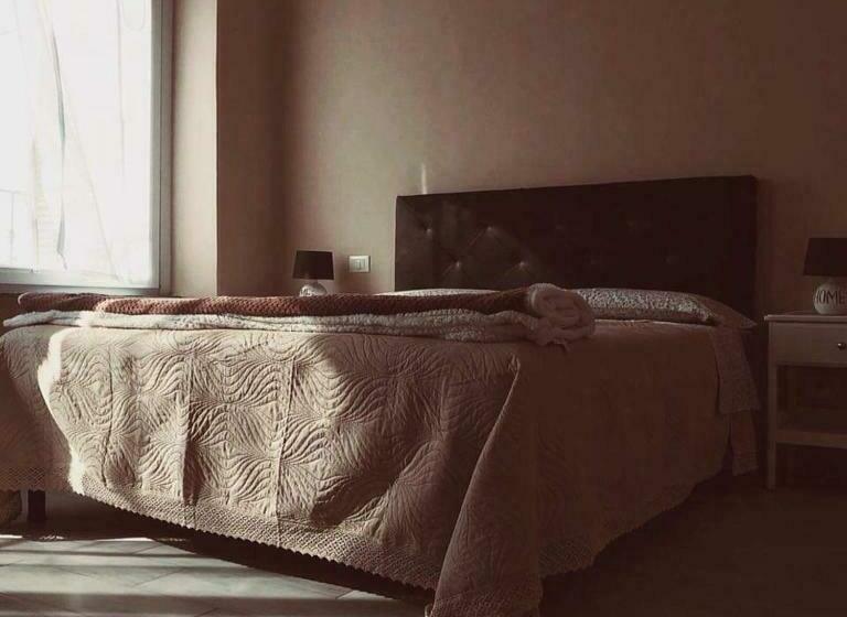 标准间, 700enolocanda