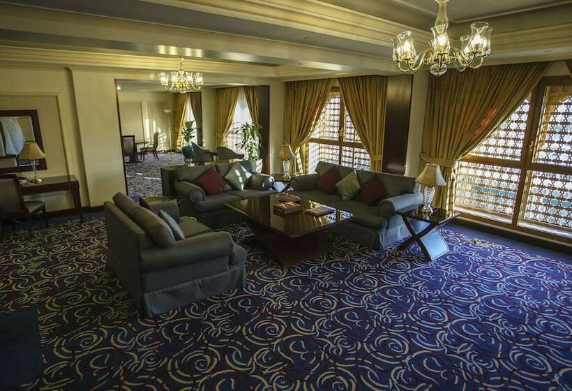 Suite Presidencial 3 Dormitórios, Dar Al Taqwa