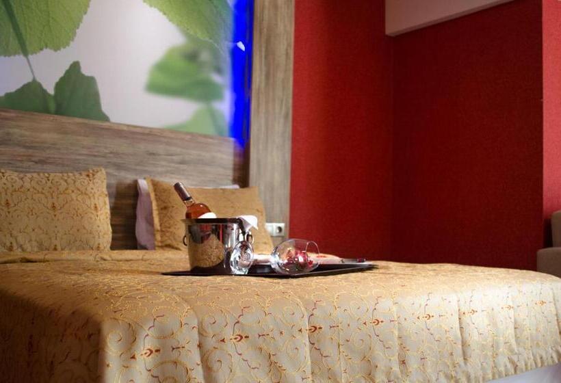 Люкс, Delfi Hotel Spa & Wellness Center