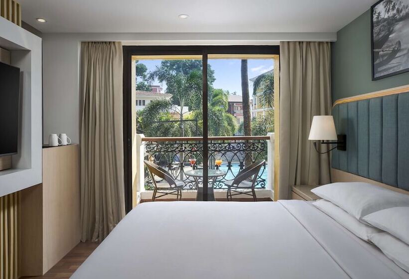 سوییت جونیور با چشم‌انداز استخر, Park Inn By Radisson Goa Candolim