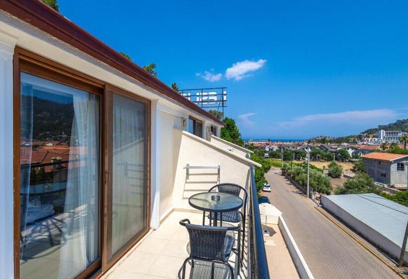 اتاق استاندارد سه نفره, Leslion Hotel Turunc
