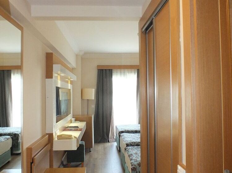 Номер Стандарт Трехместный, Marbel Hotel By Palmwings
