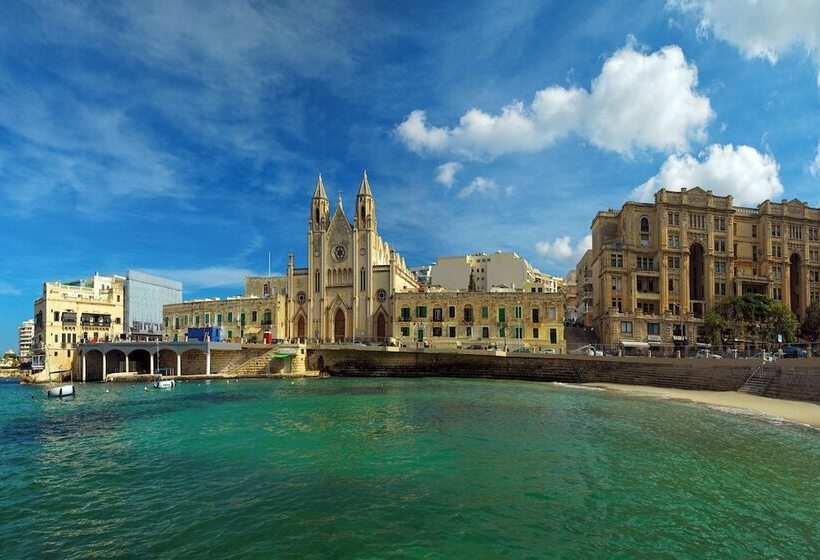 جناح, Malta Marriott Resort & Spa