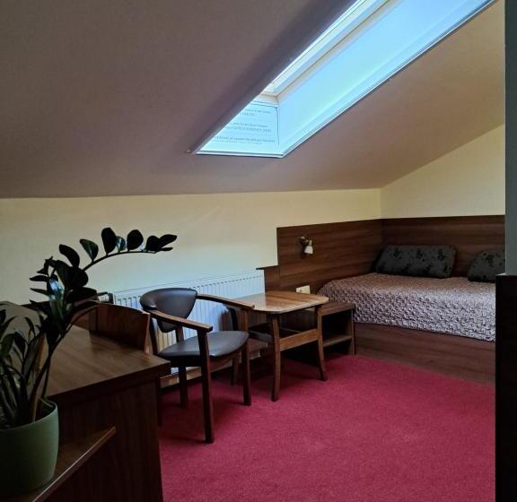 Номер Стандарт Трехместный, Penzion Kozak B&b