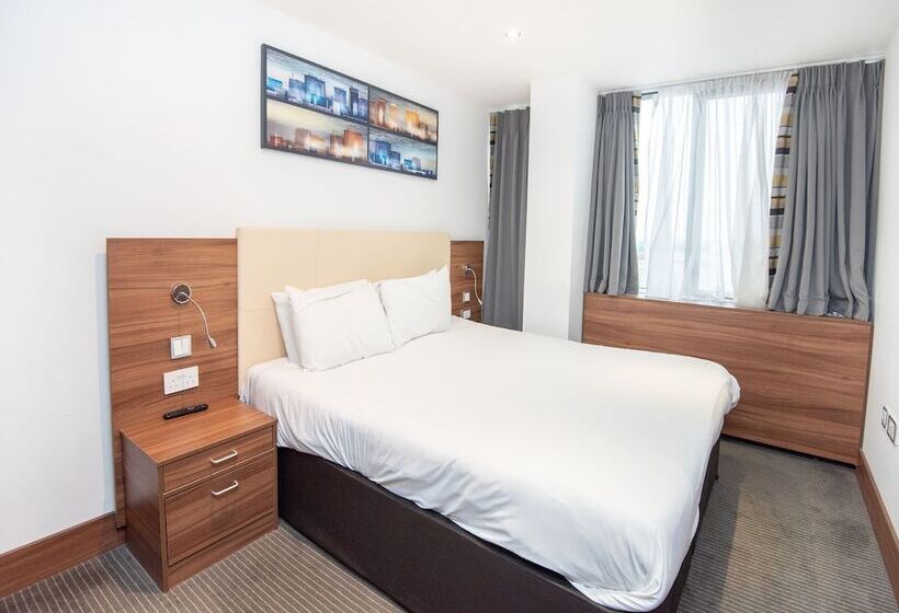 Люкс Superior, Livin  Serviced Apartments