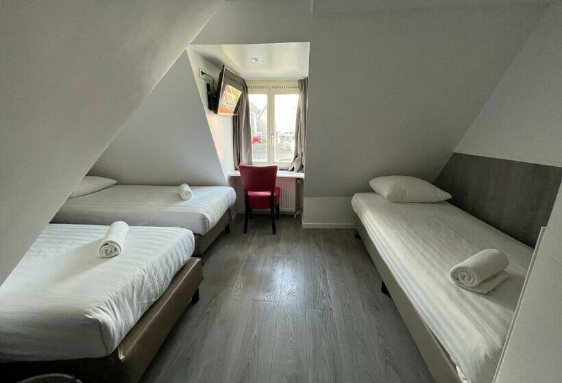 标准三人间, Heart Of Amsterdam Hostel