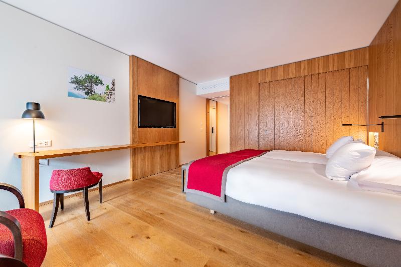 Номер Deluxe, Des Bains De Saillon