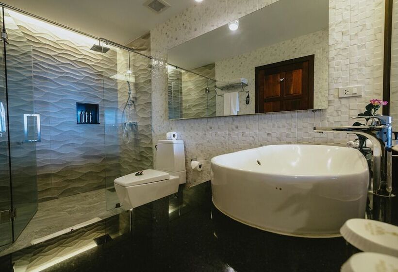 디럭스 룸 측면 바다 전망, Nora Beach Resort & Spa   Sha Extra Plus
