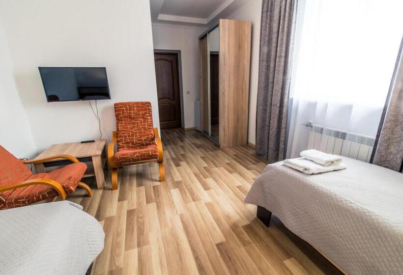 Номер Стандарт с Балконом, Villa Kameliya