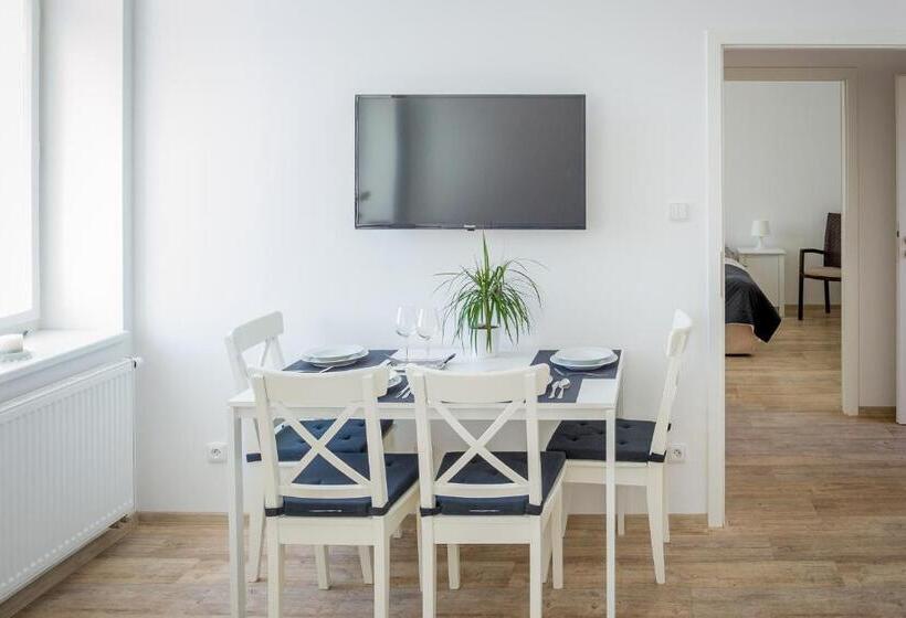 침실 3개 아파트, Penzion Apartmány Hradební