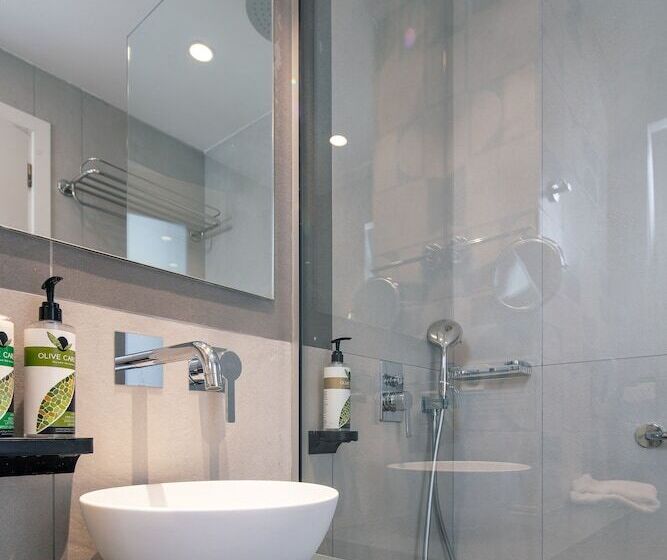 Quarto Estandar, Atrium Ambiance