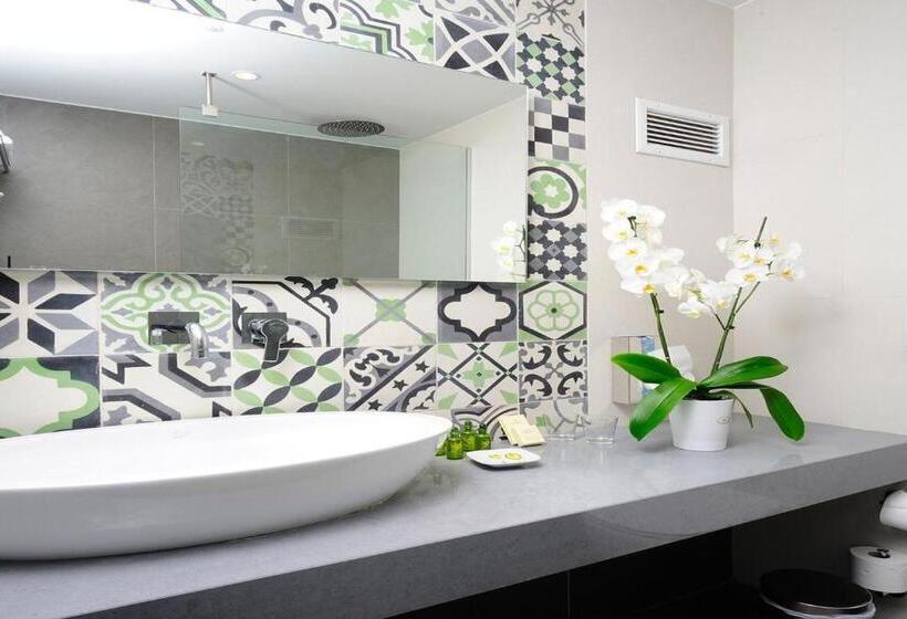 Quarto Deluxe, Atrium Ambiance