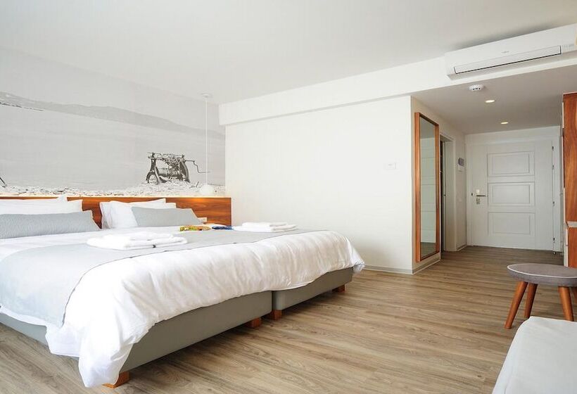Quarto Superior, Atrium Ambiance