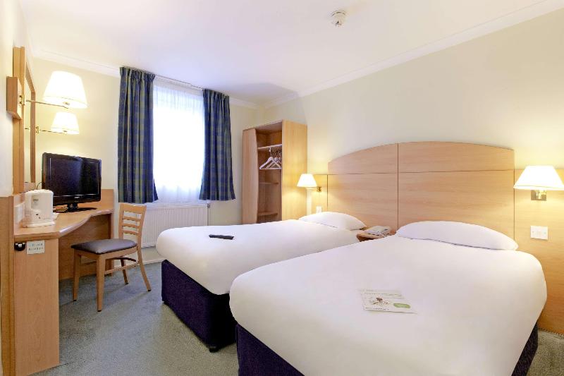 Номер Стандарт, Campanile Leicester